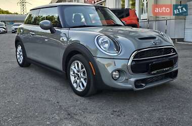 Хэтчбек MINI Cooper 2018 в 