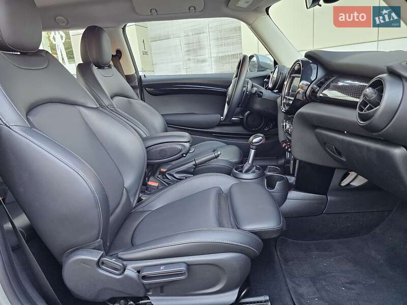 Хэтчбек MINI Cooper 2018 в Одессе фото 17 Хэтчбек MINI Cooper 2018 в Одессе