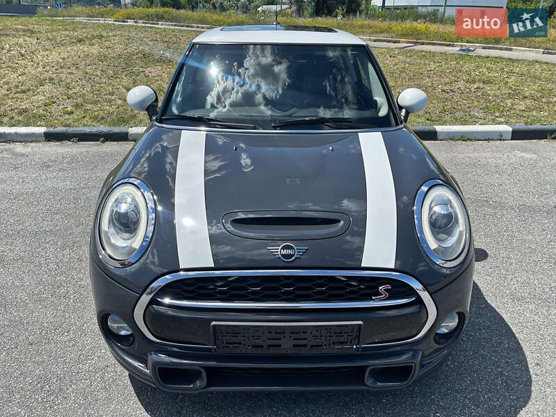Хэтчбек MINI Cooper 2014 в Киеве