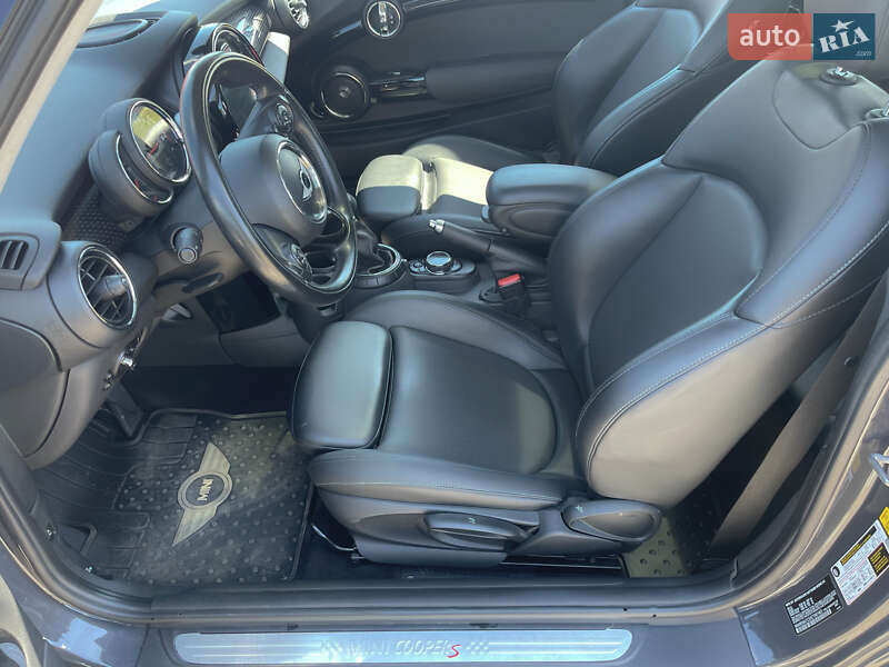 Хэтчбек MINI Cooper 2014 в Киеве