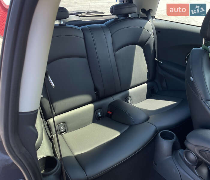 Хэтчбек MINI Cooper 2014 в Киеве