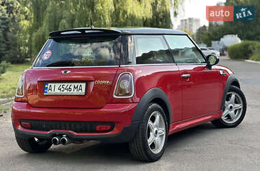Хэтчбек MINI Cooper 2008 в 