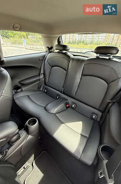 Хэтчбек MINI Cooper 2014 в 
