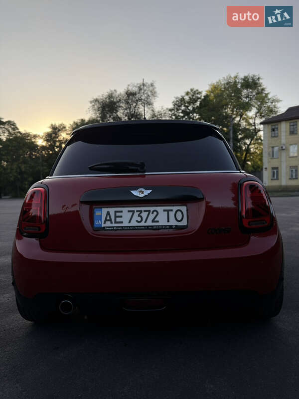 Хетчбек MINI Cooper 2014 в Дніпрі
