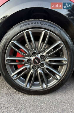 Хэтчбек MINI Cooper 2014 в 