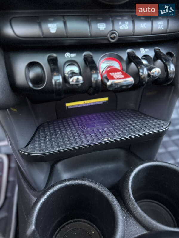 Хетчбек MINI Cooper 2014 в Дніпрі