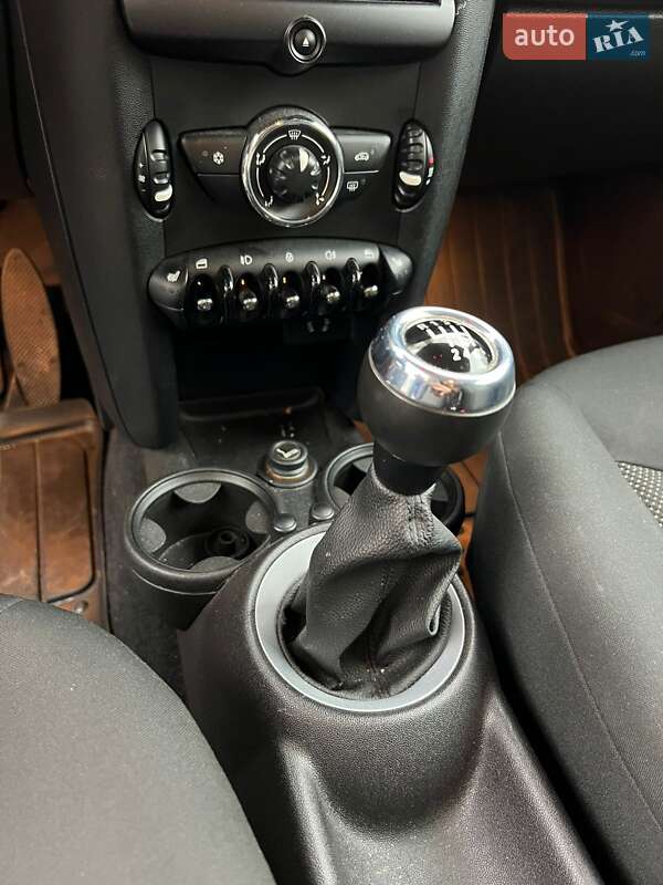 Хэтчбек MINI Cooper 2012 в Львове