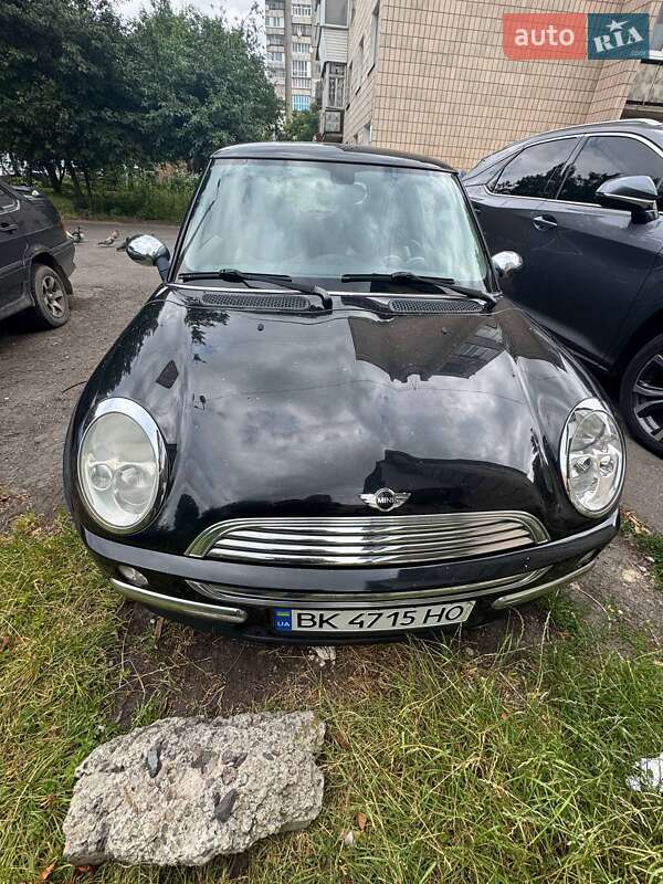 Хэтчбек MINI Cooper 2004 в Ровно