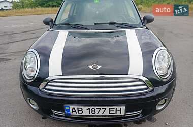 Хэтчбек MINI Cooper 2010 в 