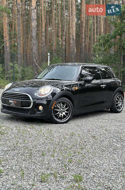 Хетчбек MINI Cooper 2016 в Гостомелі