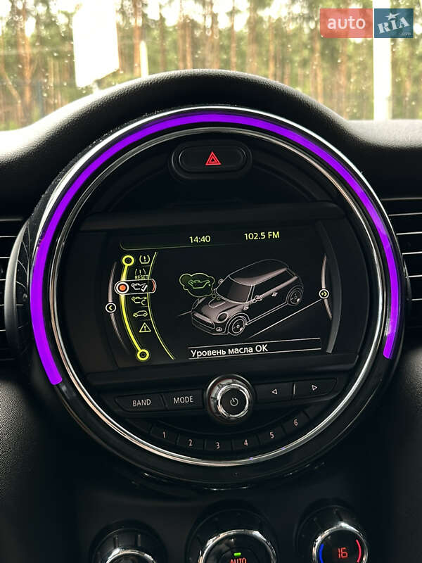 Хетчбек MINI Cooper 2016 в Гостомелі