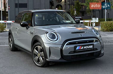 Хетчбек MINI Cooper 2022 в 