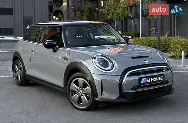 Хетчбек MINI Cooper 2022 в 