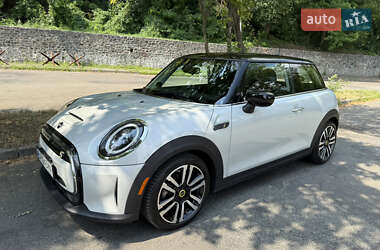 Хэтчбек MINI Cooper 2022 в 