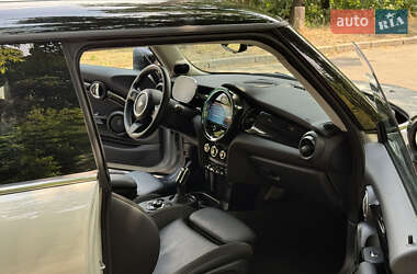 Хэтчбек MINI Cooper 2022 в 
