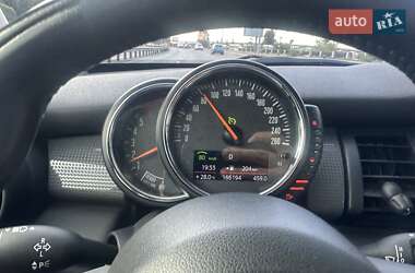 Хэтчбек MINI Cooper 2016 в 