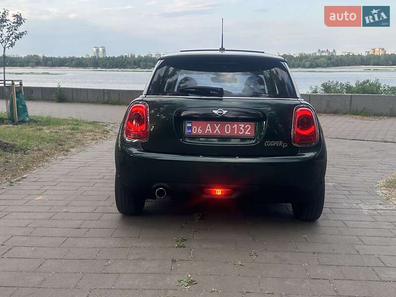 Хетчбек MINI Cooper 2016 в Києві