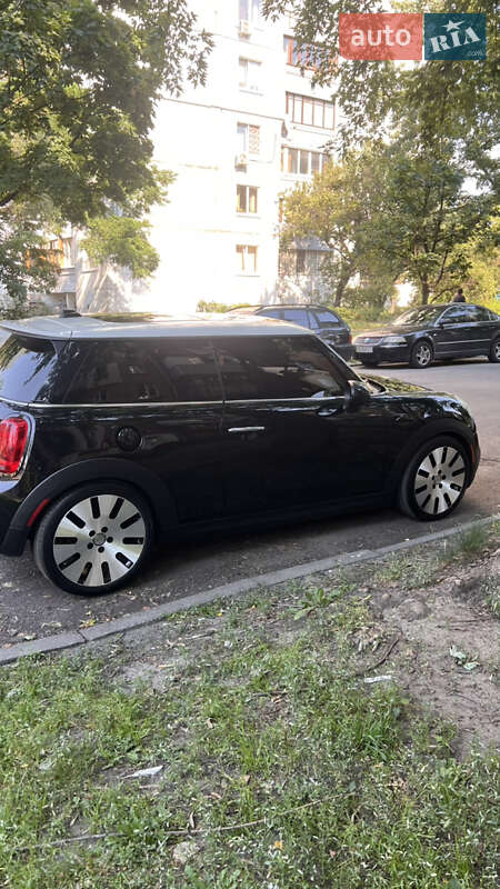 Хэтчбек MINI Cooper 2014 в 