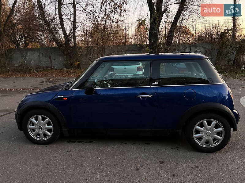 Хетчбек MINI Cooper 2002 в Первомайську