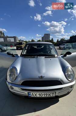 Хэтчбек MINI Cooper 2002 в Киеве