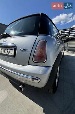 Хетчбек MINI Cooper 2002 в 