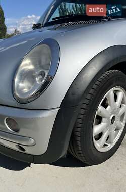 Хетчбек MINI Cooper 2002 в 