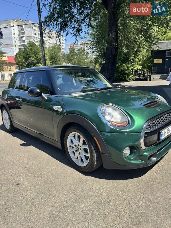Хэтчбек MINI Cooper 2016 в Одессе