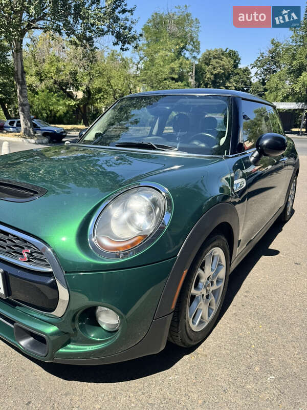 Хэтчбек MINI Cooper 2016 в Одессе