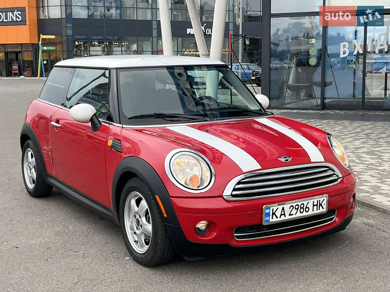 Хетчбек MINI Cooper 2010 в Києві
