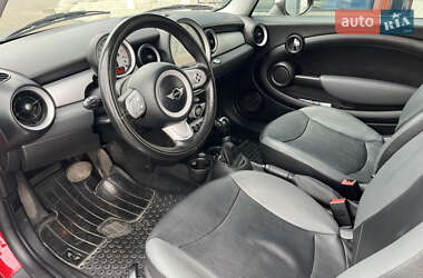 Хетчбек MINI Cooper 2010 в 