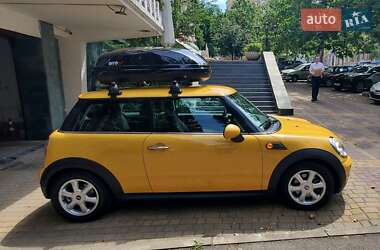 Хэтчбек MINI Cooper 2008 в 