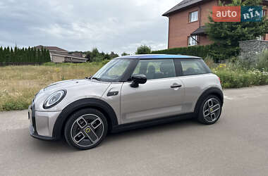 Хэтчбек MINI Cooper 2022 в 