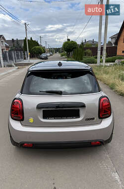 Хэтчбек MINI Cooper 2022 в 