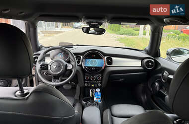 Хэтчбек MINI Cooper 2022 в 