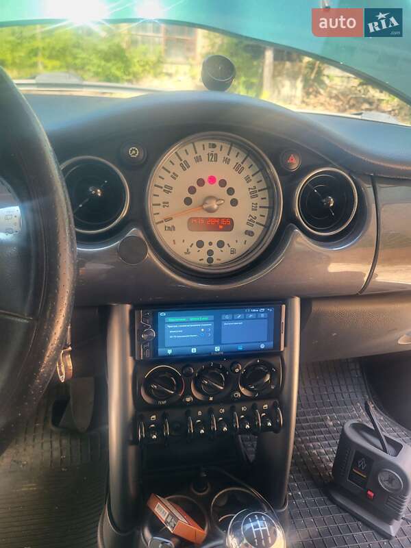 Хэтчбек MINI Cooper 2004 в Черкассах