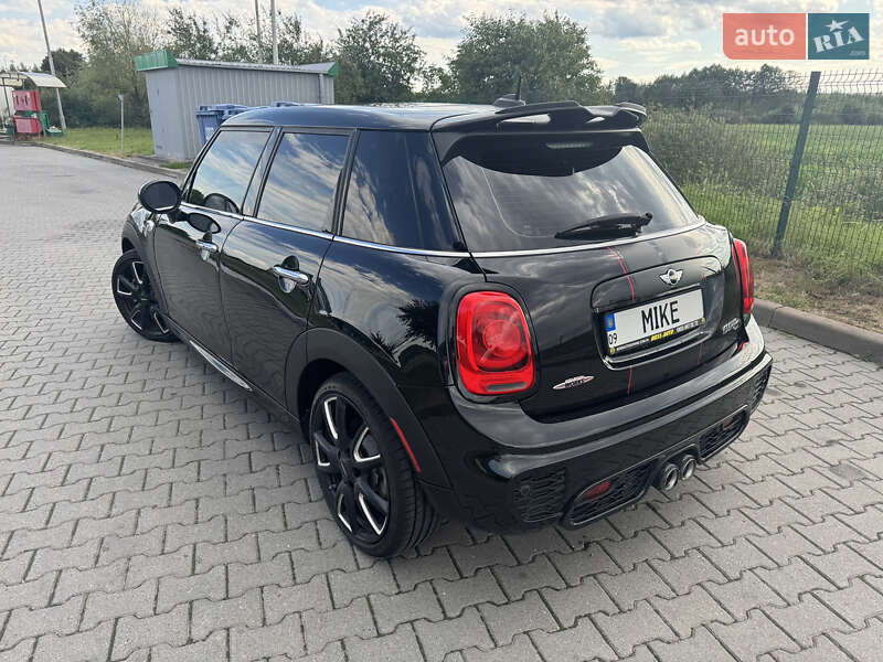 Хэтчбек MINI Cooper 2017 в Ивано-Франковске