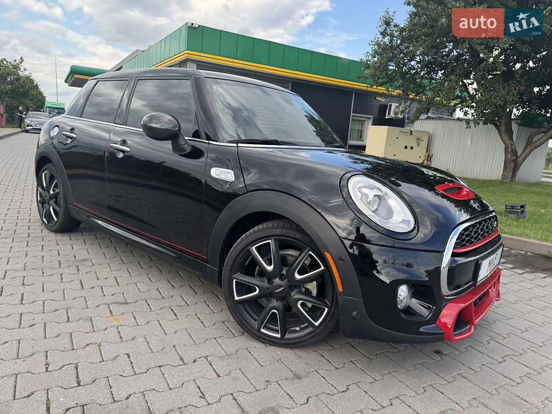 Хэтчбек MINI Cooper 2017 в Ивано-Франковске