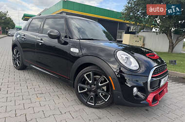 Хэтчбек MINI Cooper 2017 в 