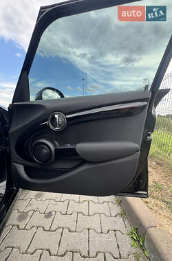 Хэтчбек MINI Cooper 2017 в 