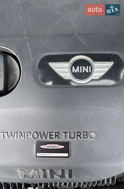 Хэтчбек MINI Cooper 2017 в 