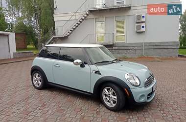 Хэтчбек MINI Cooper 2013 в 
