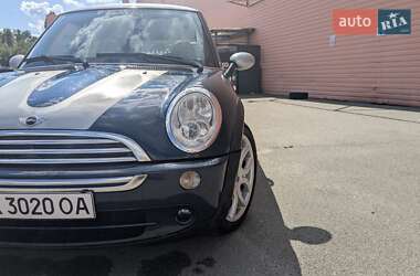 Хэтчбек MINI Cooper 2006 в 