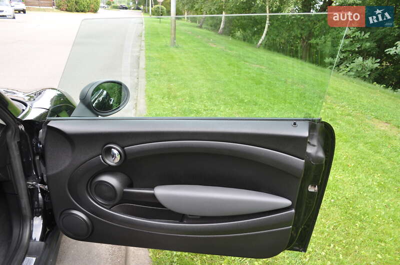 Хетчбек MINI Cooper 2010 в Києві