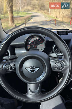 Хэтчбек MINI Cooper 2012 в 