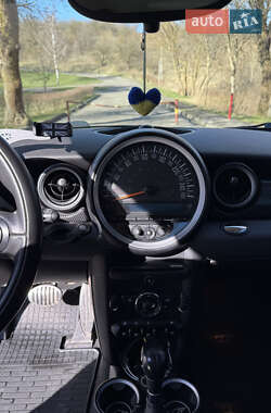 Хэтчбек MINI Cooper 2012 в 