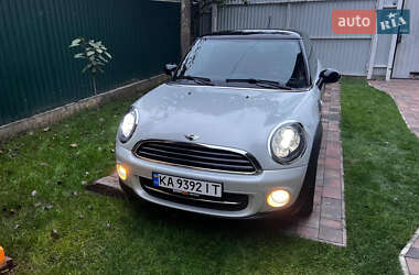 Хэтчбек MINI Cooper 2011 в 