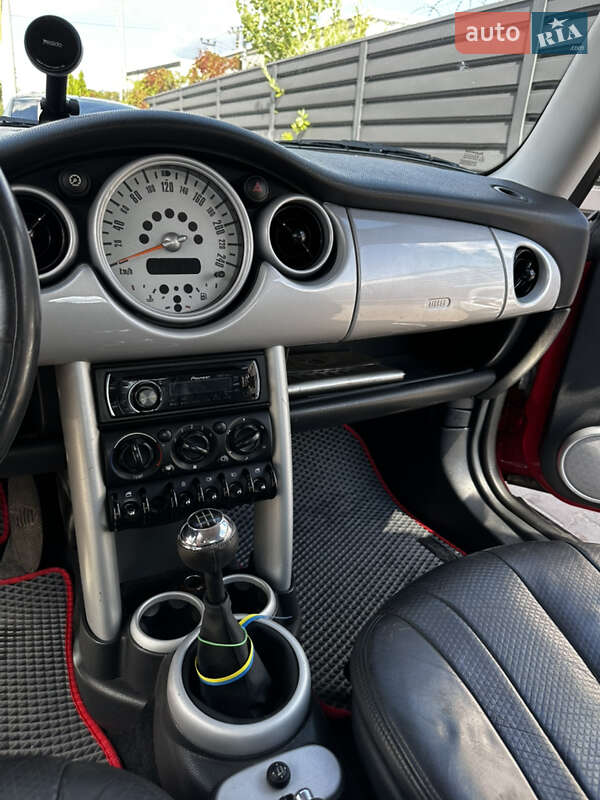 Хэтчбек MINI Cooper 2001 в Киеве