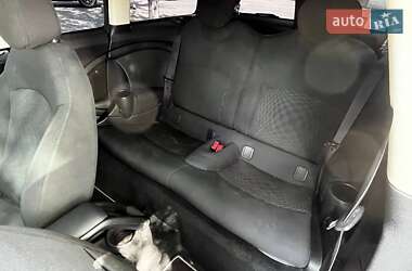 Хэтчбек MINI Cooper 2011 в 