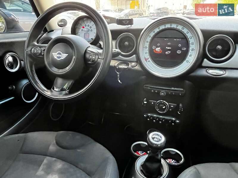 Хетчбек MINI Cooper 2011 в Дніпрі