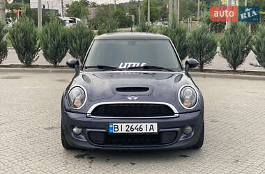 Хэтчбек MINI Cooper 2013 в 